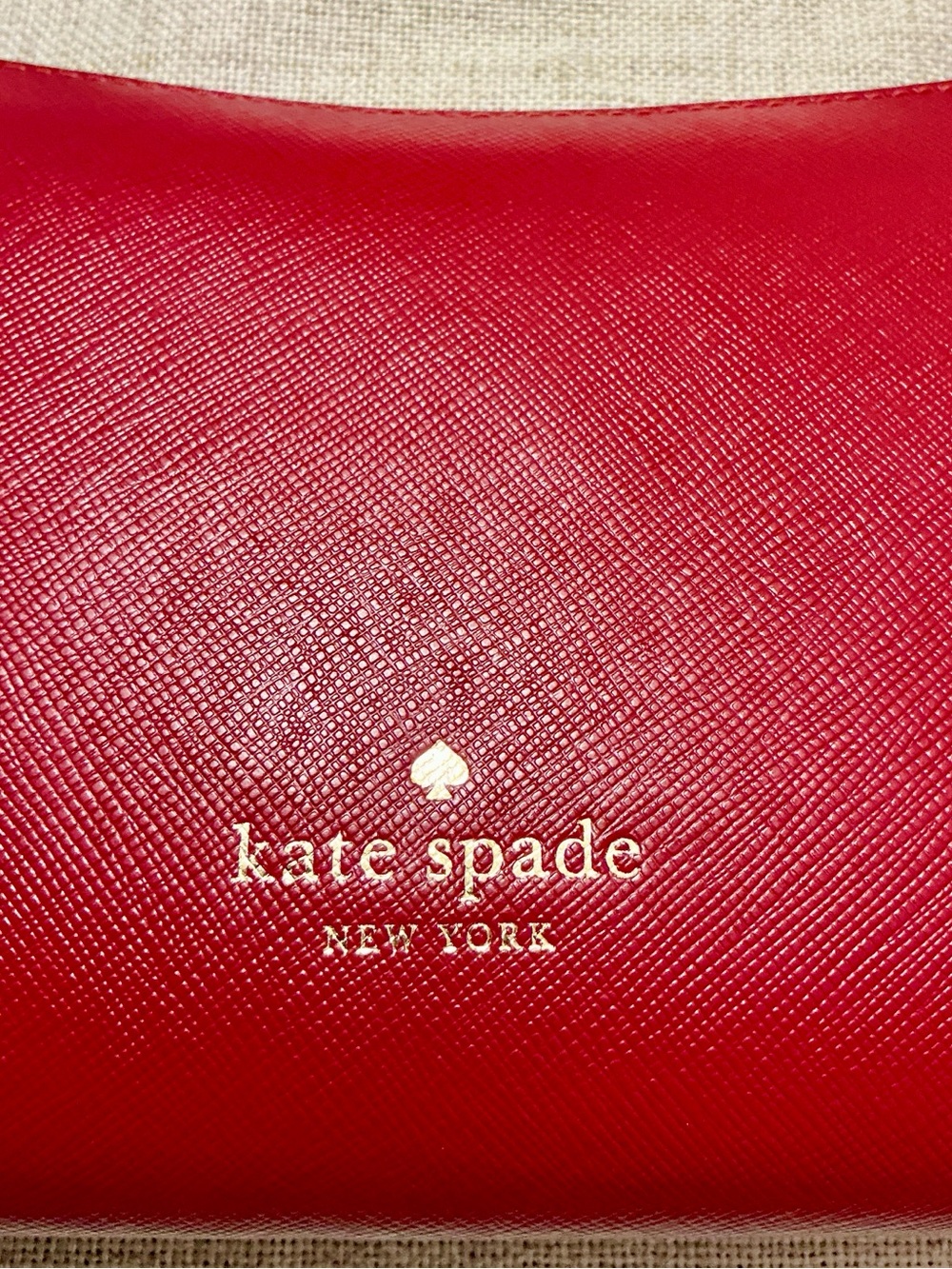 Kate Spade Sadie Red Jam Saffiano Leather Small Crossbody NWT - Picture 2 of 8
